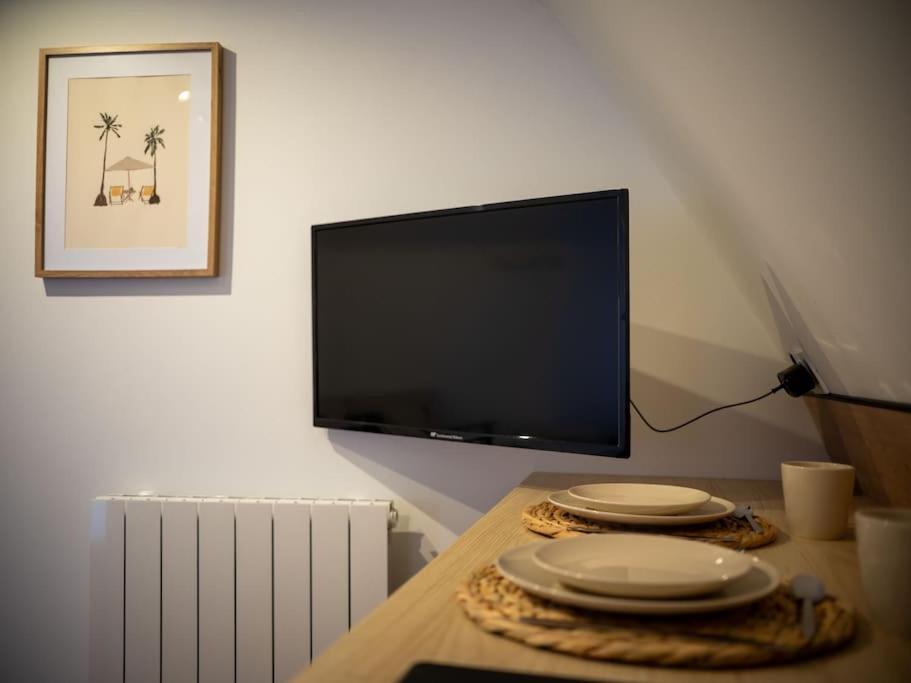 Le Cocon - Petit Studio 2 Couchages - Centre Historique โอบาญ ภายนอก รูปภาพ